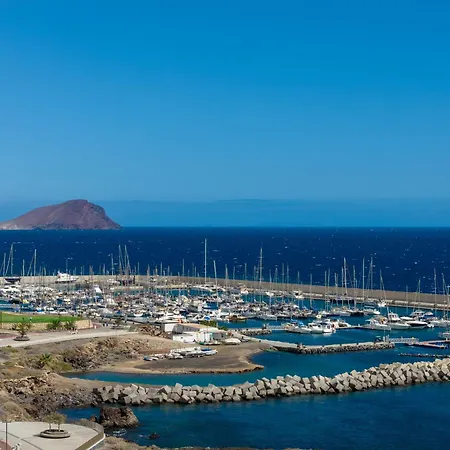 Amarilla Golf Pool House *