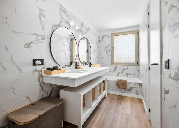 Amarilla Golf Pool House * San Miguel de Abona