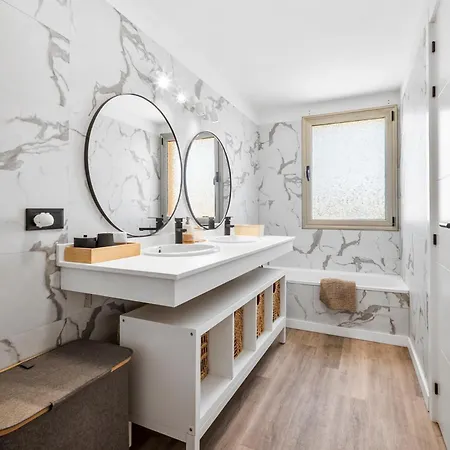 Amarilla Golf Pool House * סן מיגל דה אבונה