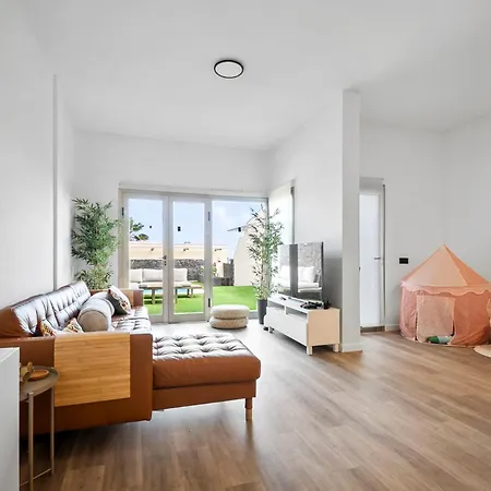 Amarilla Golf Pool House