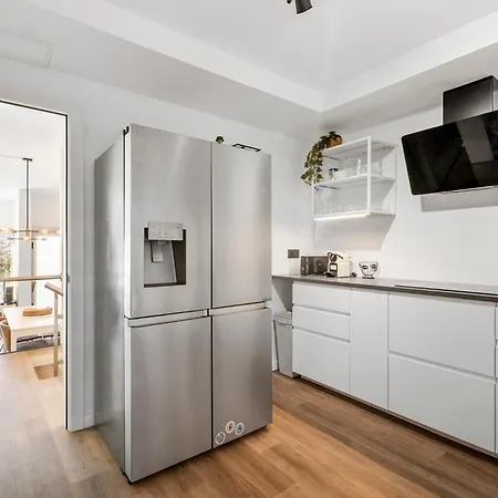 בית נופש Amarilla Golf Pool House סן מיגל דה אבונה